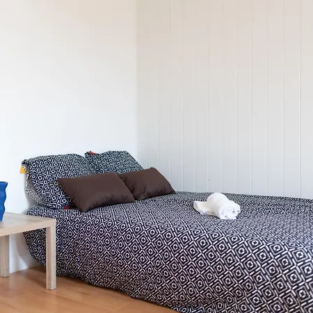 Aurore - 14 Carcassonne